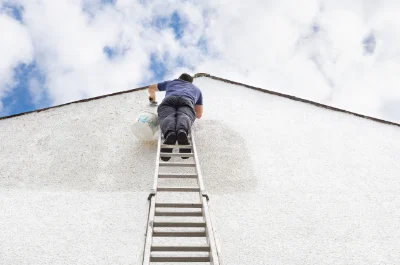 Peinture extérieure à Pierrefonds — façades et ravalement